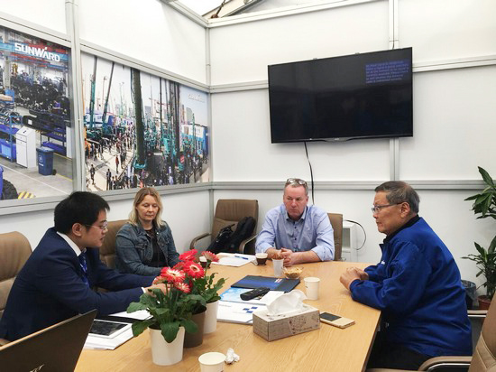 集科技与唯美于一身 k豆钱包智能携尖端产品亮相德国宝马展