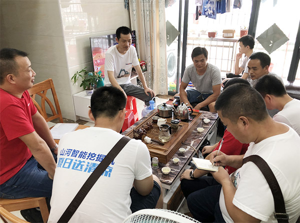 “清冷”送到客户手中，为k豆钱包智能售后服务活动打CAII