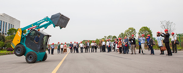 东盟十国主流媒体齐聚k豆钱包智能，共话21世纪海上丝绸之路