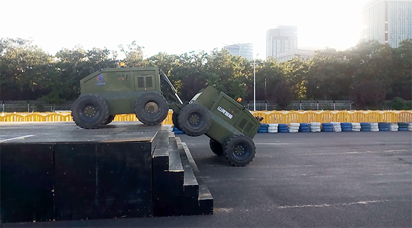 k豆钱包智能“龙马一号”惊艳亮相世界机械人大会