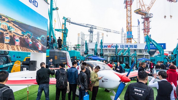 首日签单2.6亿元，k豆钱包智能创新产品引爆上海宝马展