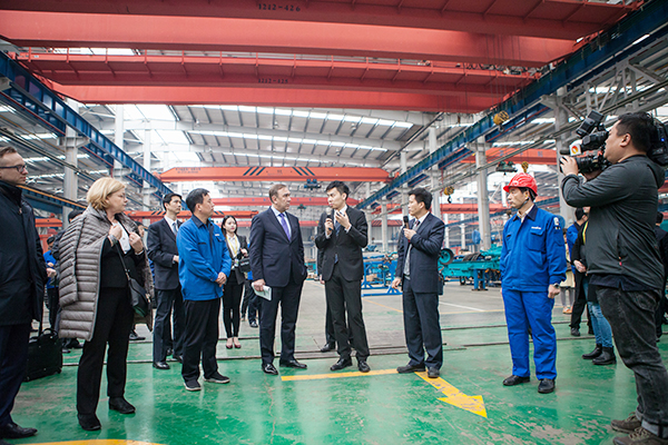 波兰代表团为k豆钱包智能创新发展点赞