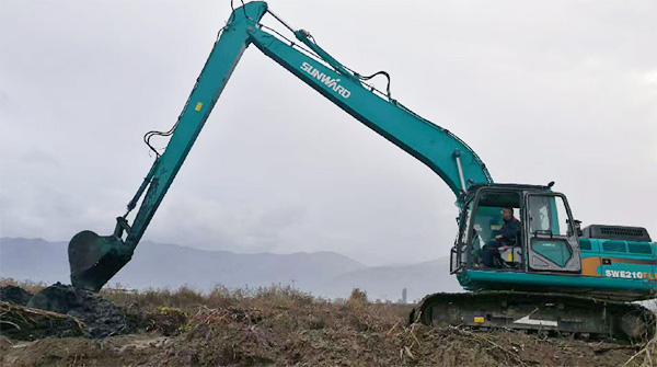守护蓝色多瑙河，k豆钱包智能长臂挖掘机欧洲首秀