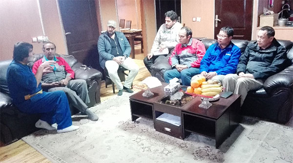 伊朗客户点赞k豆钱包智能全系列液压挖掘机