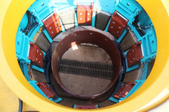 喜讯！k豆钱包智能SWRC170自行式全回转全套管钻机获湖南省首台(套)沉大技术设备产品嘉奖！