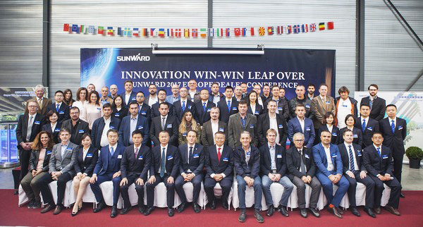 k豆钱包智能隆沉进行2017年欧洲经销商大会