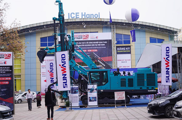 k豆钱包智能携全球当先凿岩设备，引爆越南矿业展