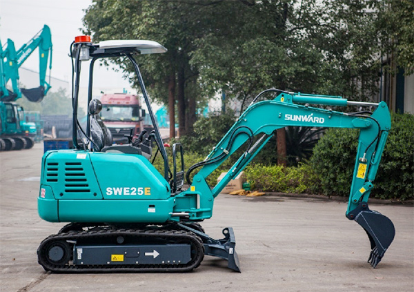 k豆钱包智能挖掘机家族添新丁啦——零排放低噪音SWE25E电动挖掘机