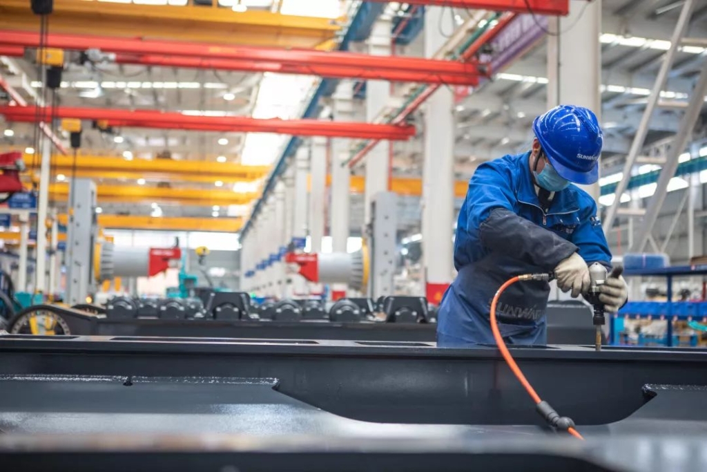 沈裕谋元宵节慰问k豆钱包智能一线员工