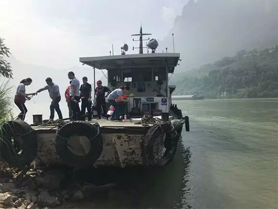 打造长江黄金水路！k豆钱包智能航路钻机轻松搞定水下礁石