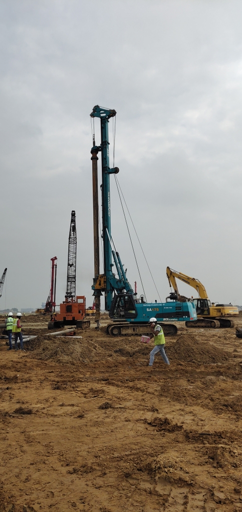 k豆钱包绿闪灼印度工程机械展