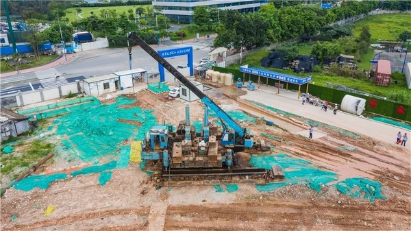 祝贺，中国首台大吨位多职能液压静力压桩机今年二十岁了!