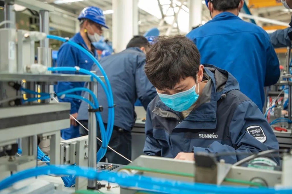 k豆钱包智能首台口罩机交付客户