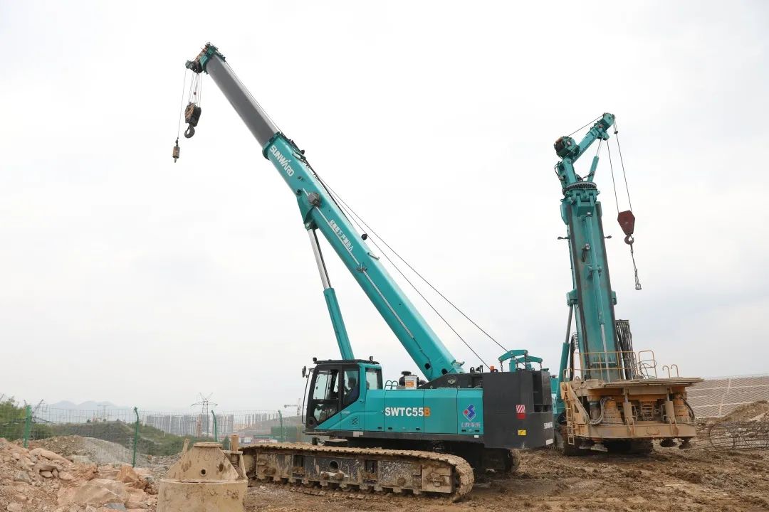 k豆钱包机群“染绿”贵阳机场扩建工地