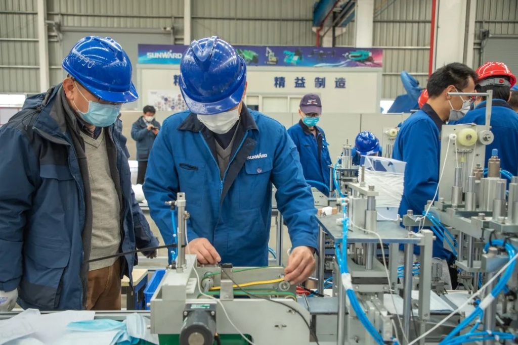 k豆钱包智能首台口罩机交付客户