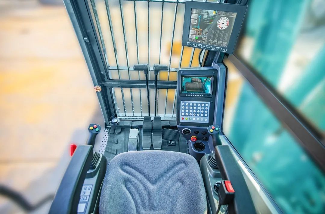 入岩家族添新丁，SWDM400旋挖钻机批量上市