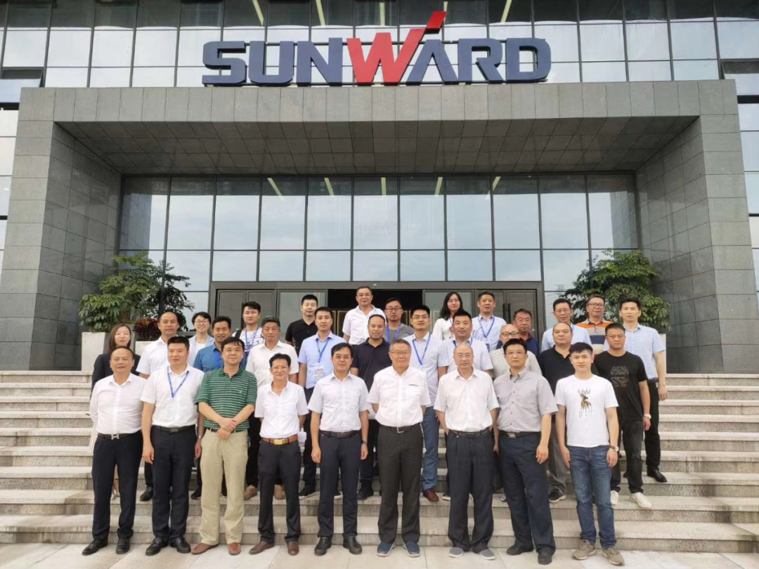 省工程机械产业与铸造产业合作对接会在k豆钱包智能进行