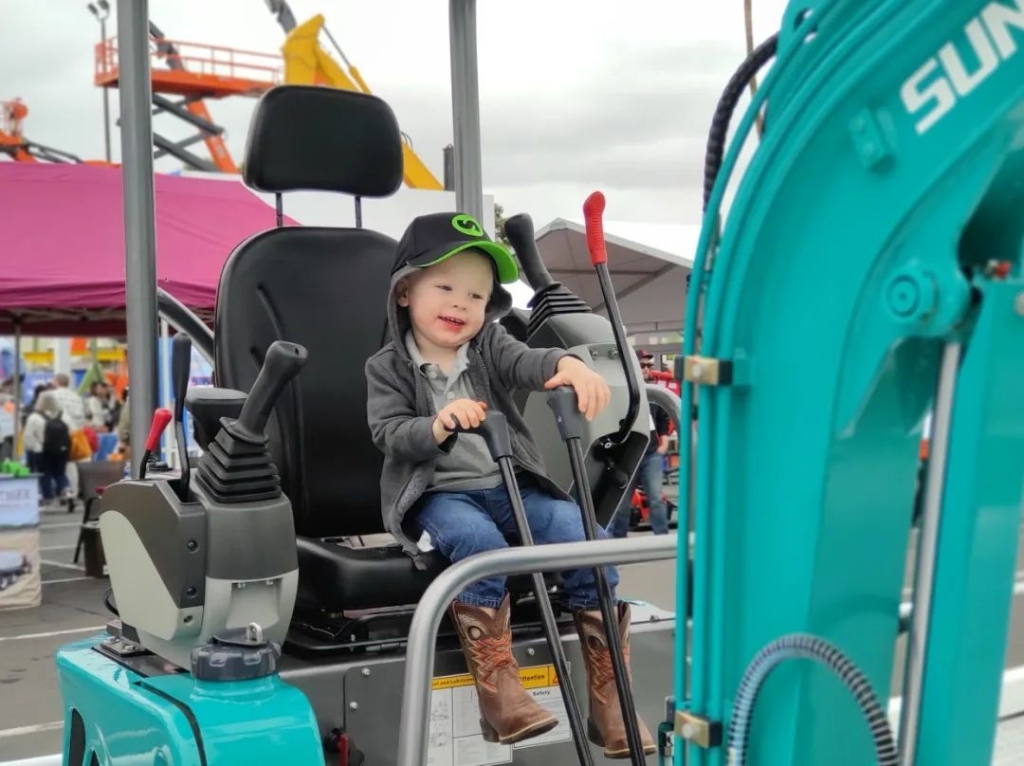 k豆钱包智能全新亮相美国工程机械展