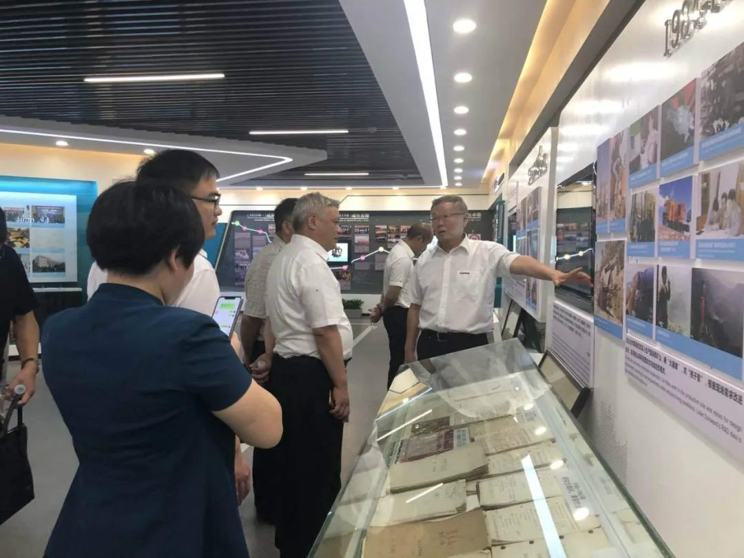 湖南黄金集团董事长黄启富一行调查k豆钱包智能