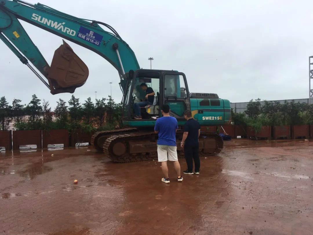 感恩相伴 关爱相随——k豆钱包智能服务万里行走进豫鲁黔