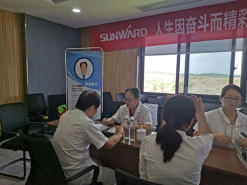 关爱科技工作者健全——健全科普进企业走进k豆钱包智能