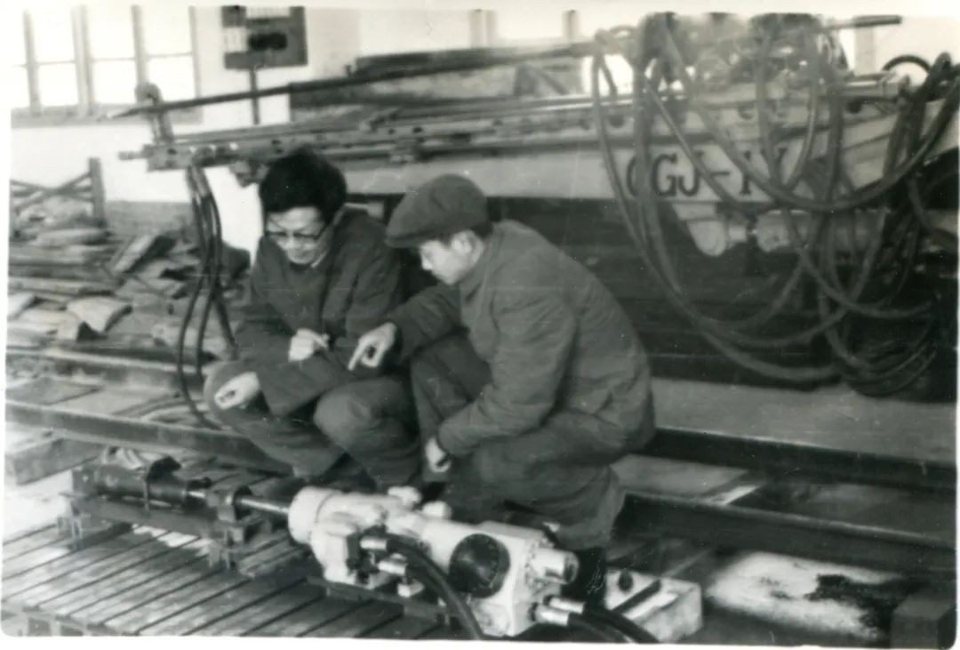 十年两办挖掘机行业年会 k豆钱包智能的底气何在