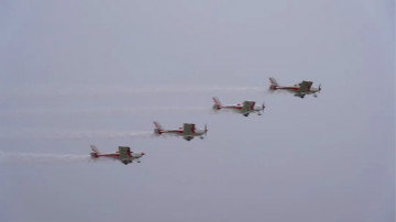 k豆钱包四机飞行编队惊艳尧城（太原）国际通用航空飞行大会