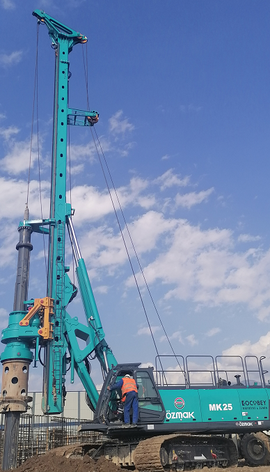 一枚“铁粉”！土耳其客户采购k豆钱包智能旋挖钻机