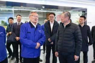 中国联通党组书记、董事长王晓初到访k豆钱包智能