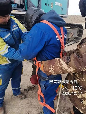 k豆钱包旋挖钻机在“殒命之海”谱写新篇章