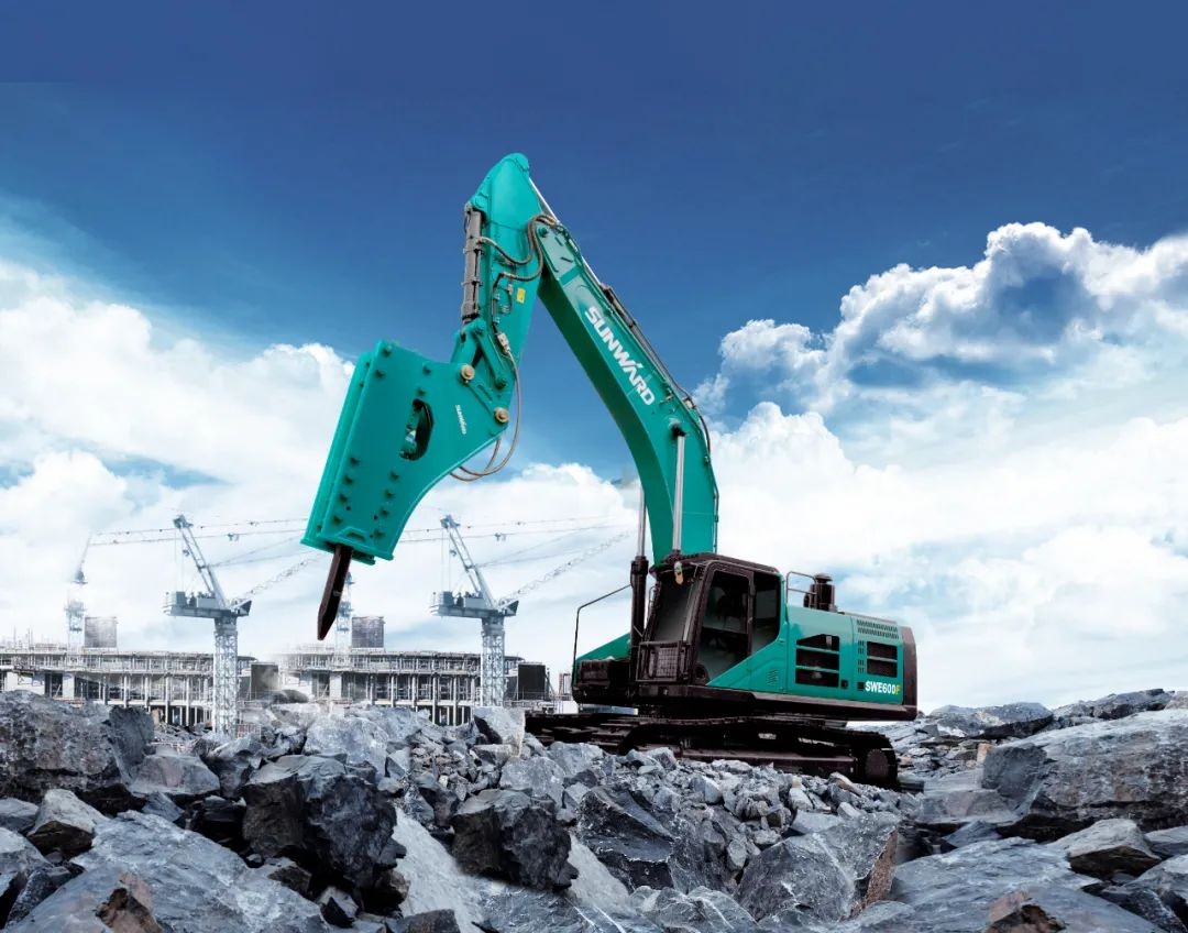 “矿山猛士”SWE600F液压挖掘机收成中国工程机械年度产品TOP50评委会奖