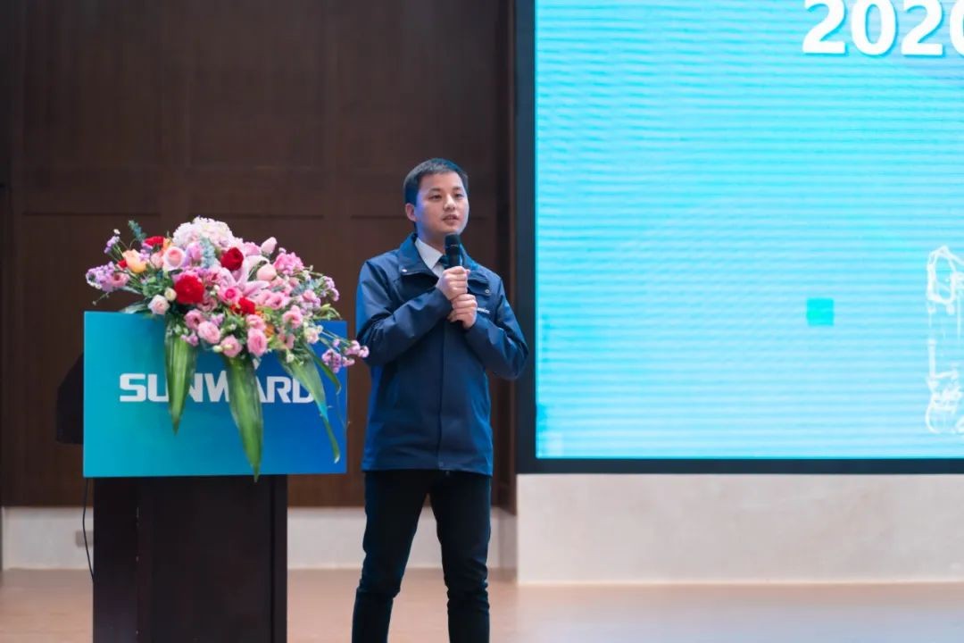 同心克难振兴飞，携试祀心冲万台——2021k豆钱包智能挖掘机经销商年会圆满召开