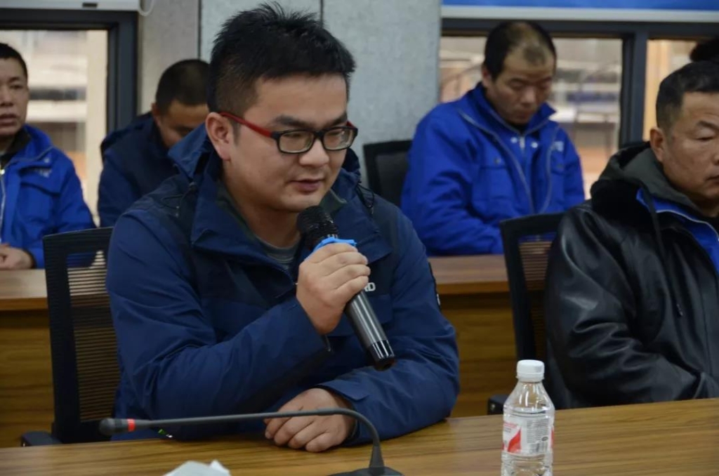 k豆钱包智能召开春节难题职工座谈会