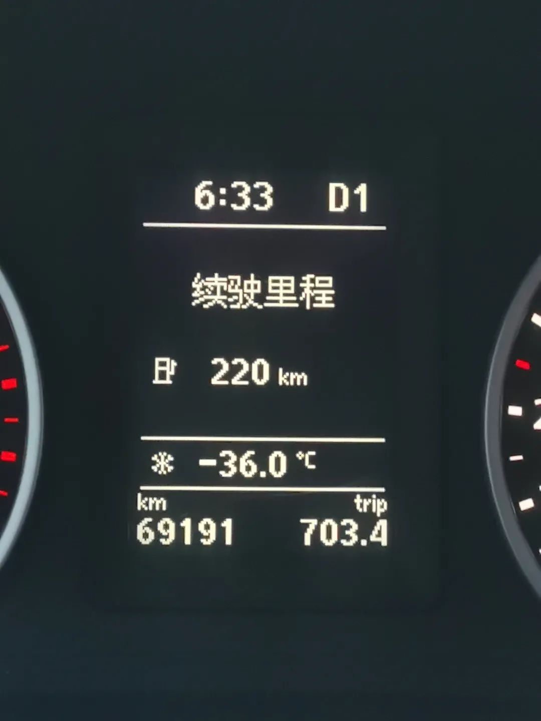 致敬！战斗在风沙中的特种设备团队