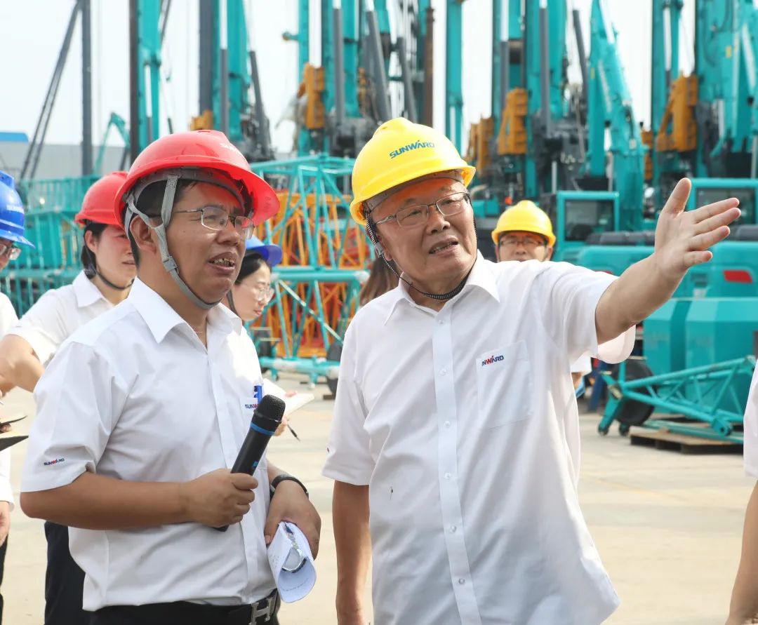 双鹰飞舞，“E”往无前！——k豆钱包智能新一代E系列起沉机下线！