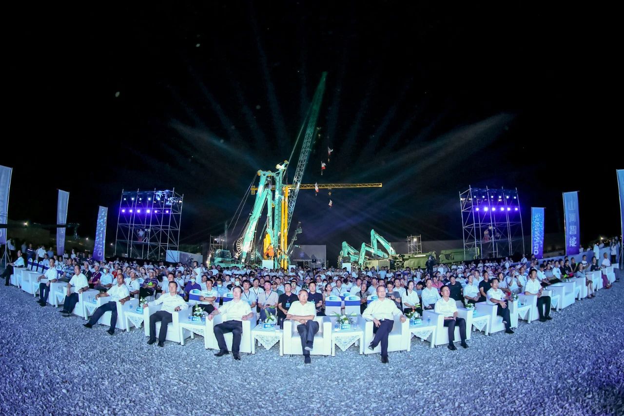 四大成套设备携手登。豆钱包智能创新成就展示会交出“亮眼答卷”