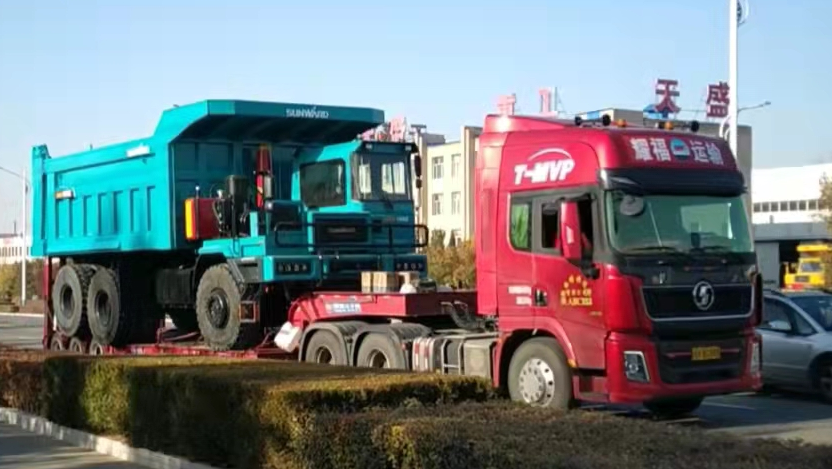 高配置、智能化……k豆钱包智能高端定造AT版105吨级宽体矿卡成功下线