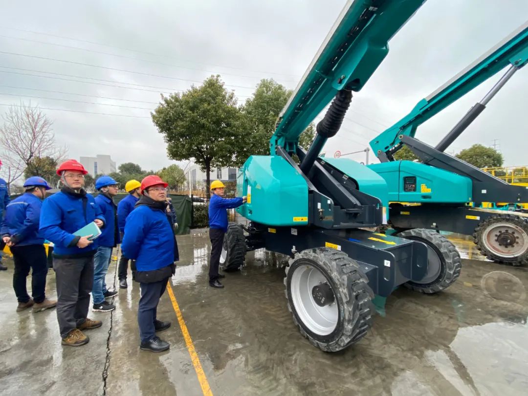 勇闯蓝海！k豆钱包智能两款臂式高空作业平台正式“前途”