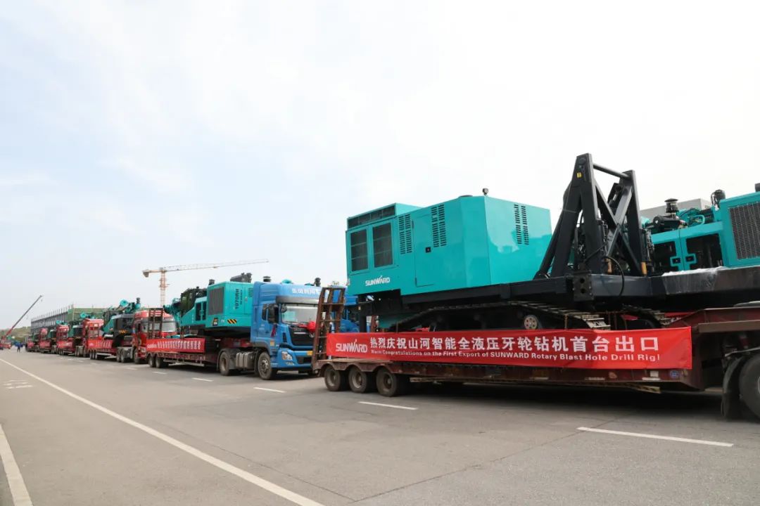 征战全球市。豆钱包智能凿岩设备批量发货