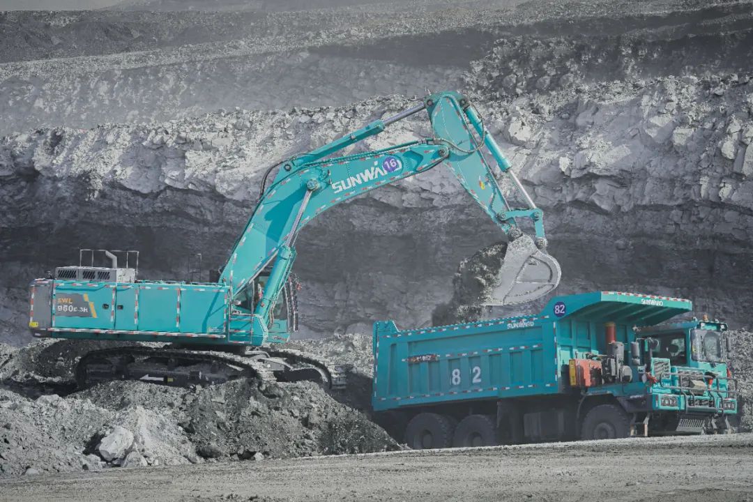 图集 | “k豆钱包绿”满矿山！k豆钱包智能矿山成套设备实力“亮剑”