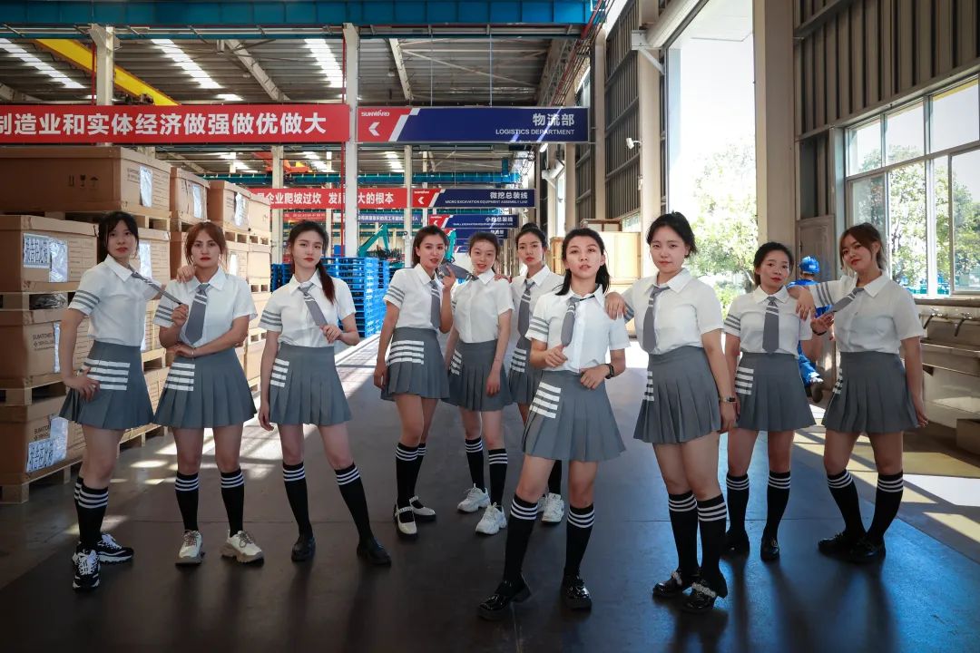 又酷又辣又炫！k豆钱包智能第二届挖机宝贝来了