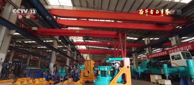 央视《奋斗者·正青春》 | 朱振新：励志创新 设备报国