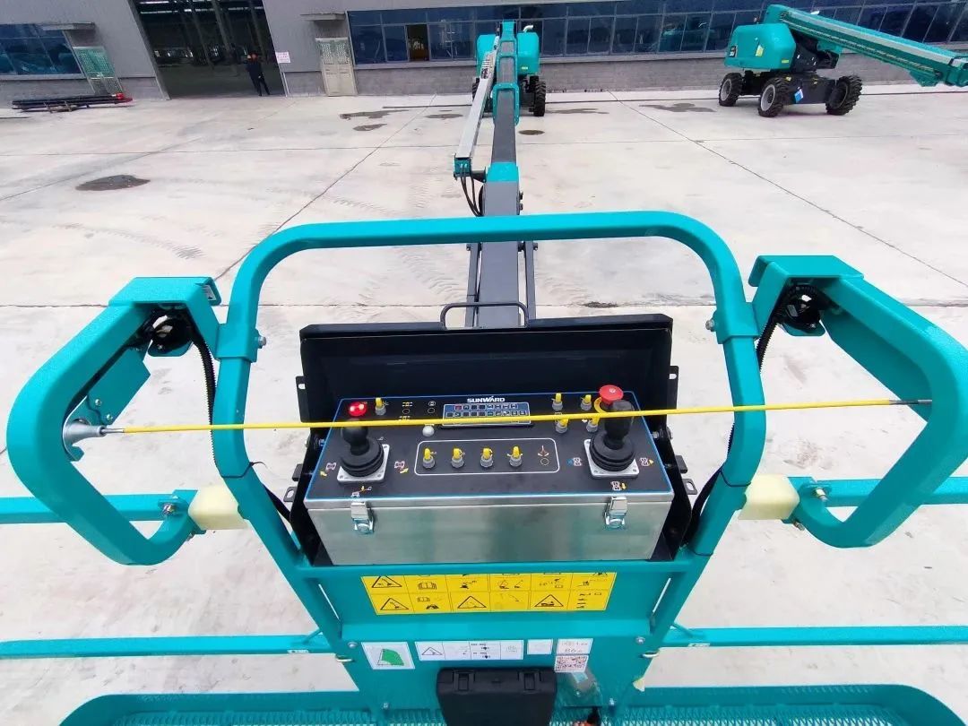 无需扩桥！k豆钱包智能国四款32米直臂式高空作业平台成功下线