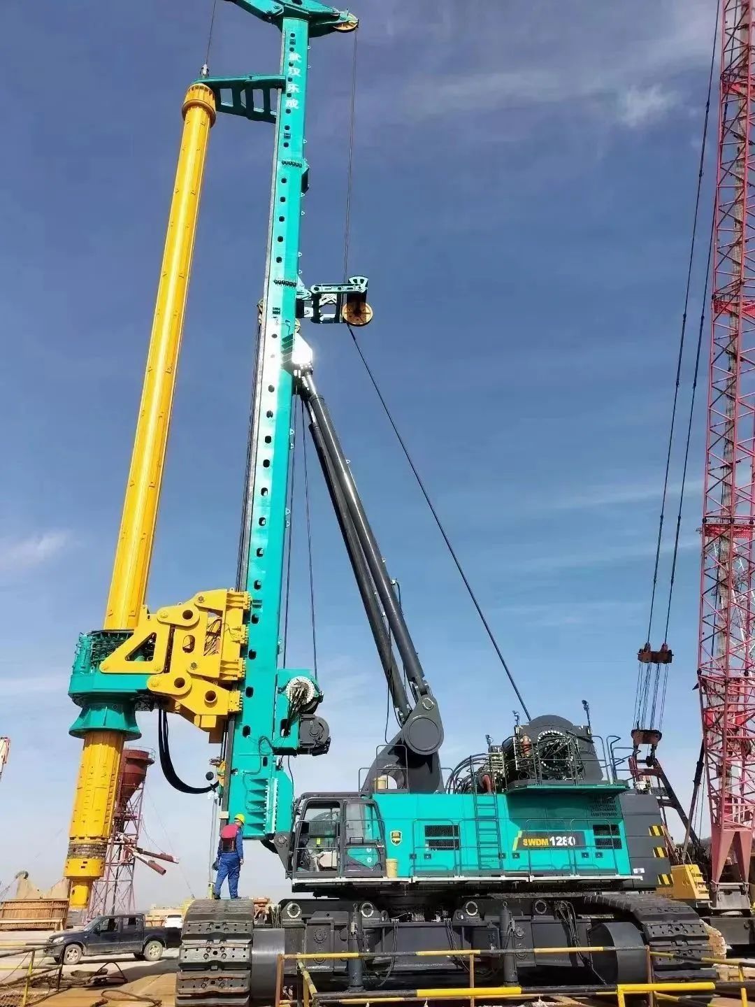 首桩开钻！k豆钱包智能超等旋挖实力助建世界最大跨度公铁两用大桥