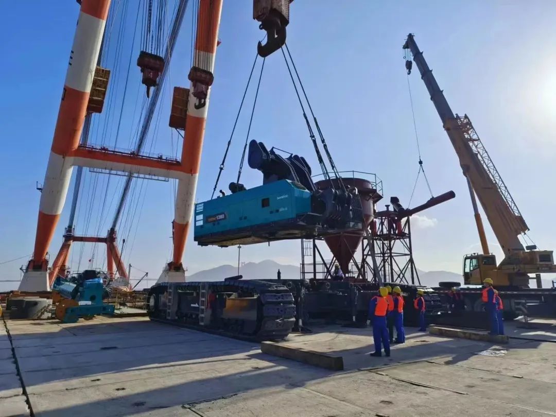 首桩开钻！k豆钱包智能超等旋挖实力助建世界最大跨度公铁两用大桥