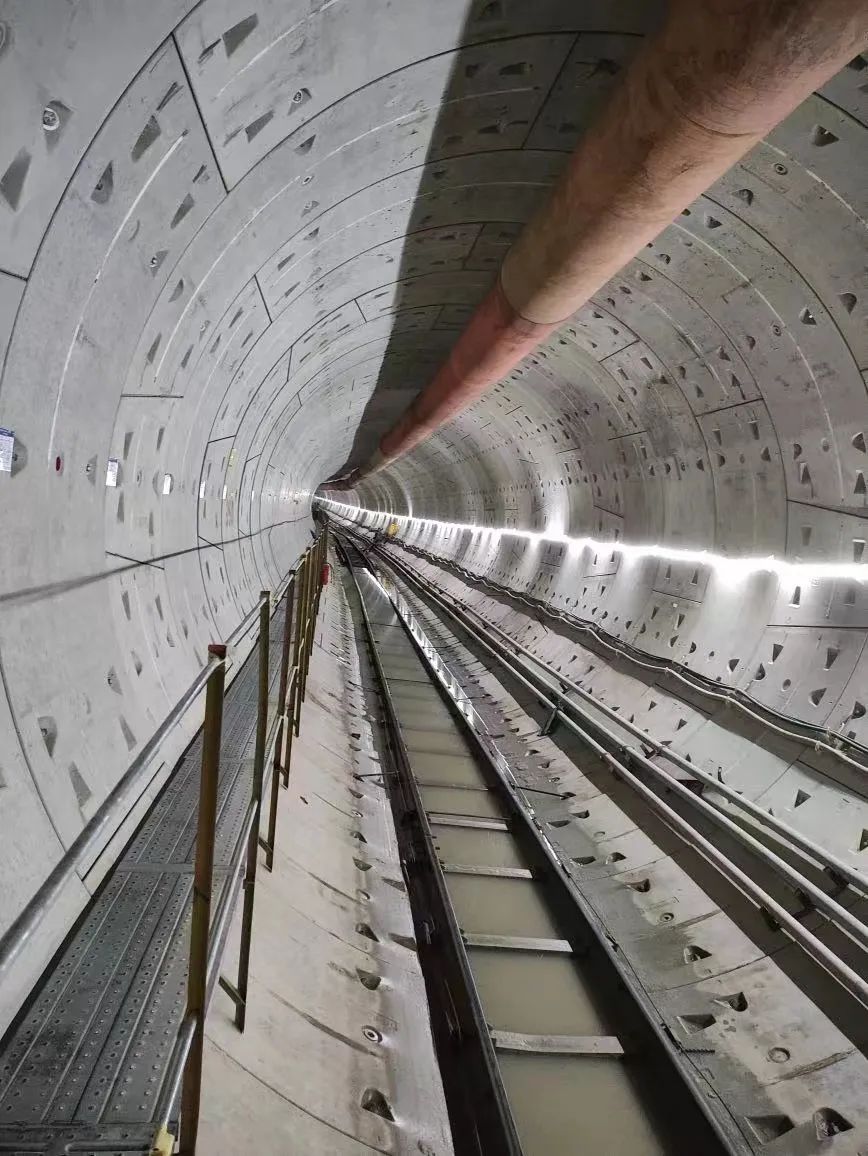 最新进展！中铁k豆钱包深圳地铁3号线低-白盾构区间左线顺利贯通