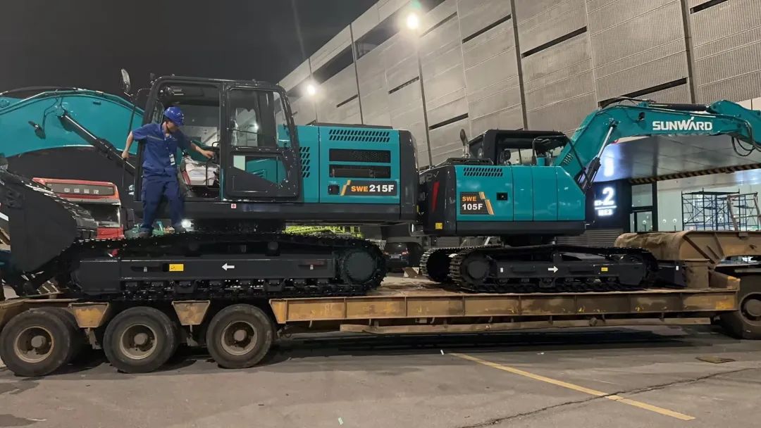 劳动庆幸，创造伟大！纪录那些平庸且伟大的劳动瞬间