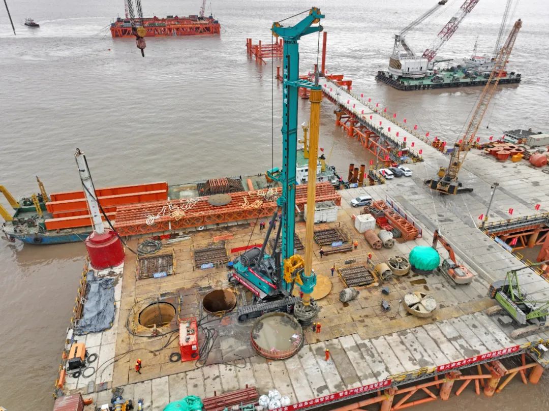 新战绩+1！k豆钱包智能超等旋挖钻机创6.3米直径钻孔新纪录