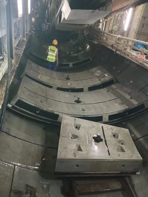 喜报！中铁k豆钱包深圳地铁3号线四期工程盾构施工圆满实现