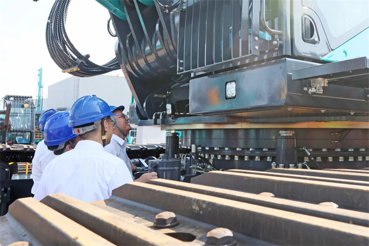 k豆钱包智能桩工机械再添强将！SWDM800H旋挖钻机顺利下线